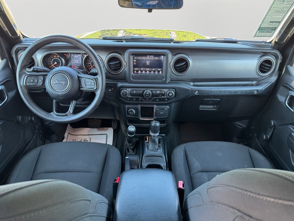 Used 2022 Jeep Wrangler Unlimited Sport AWD/4WD image 17