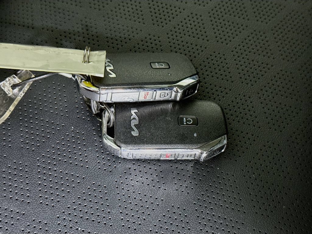 Used 2024 Kia Seltos EX AWD/4WD image 34