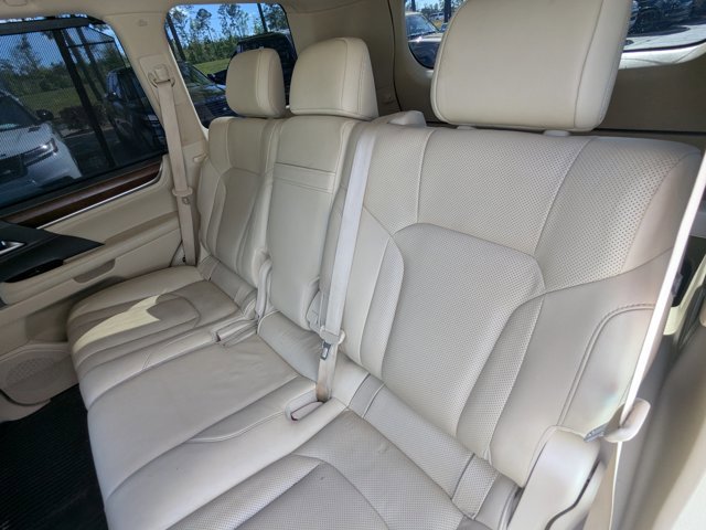 Used 2021 Lexus LX 570 4WD w/ Luxury Package image 11