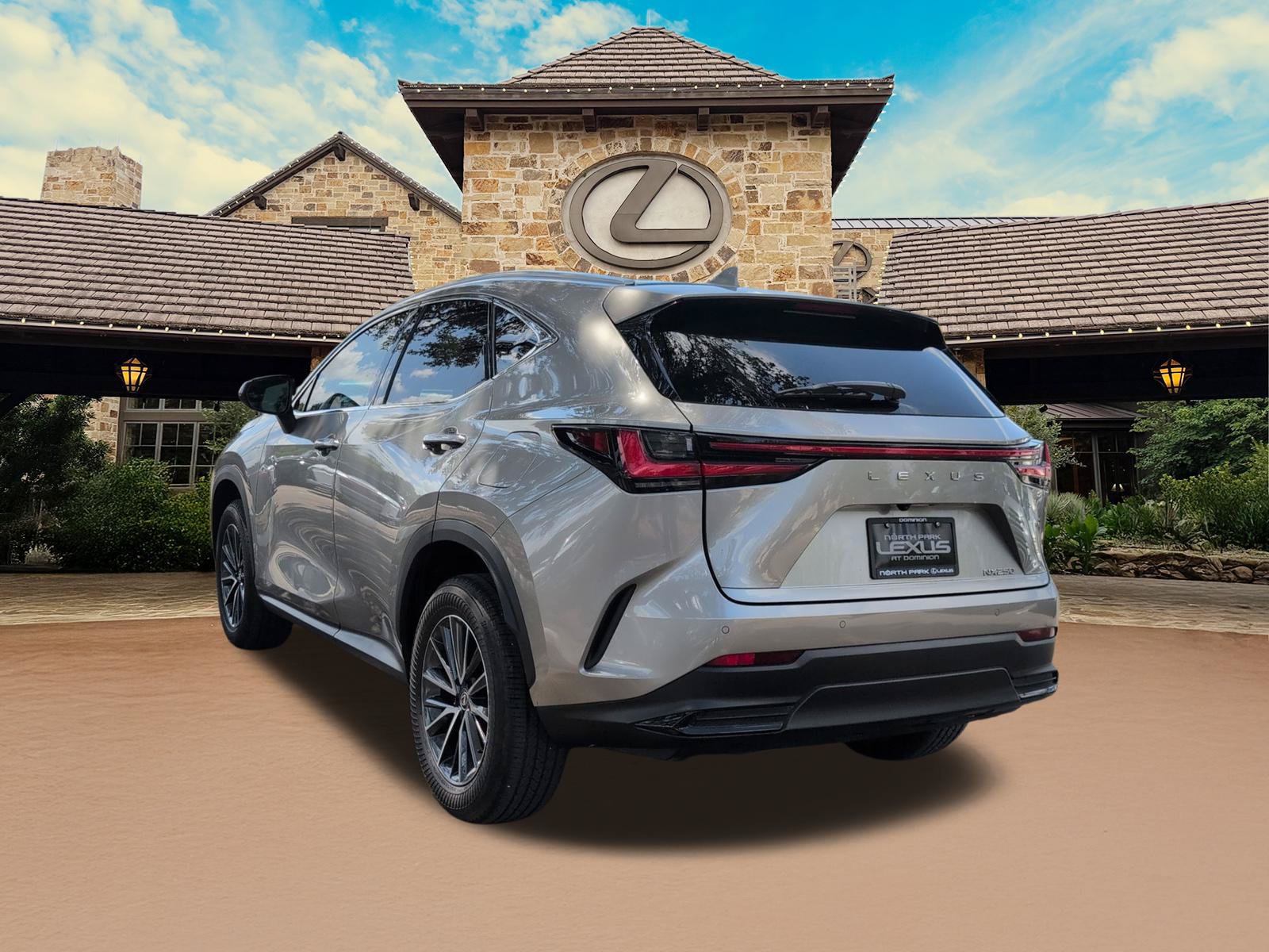Certified 2025 Lexus NX 250 FWD w/ Accessory Package (Z1) image 3