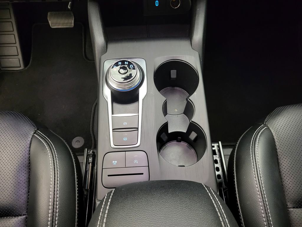 Used 2020 Ford Escape SEL image 35