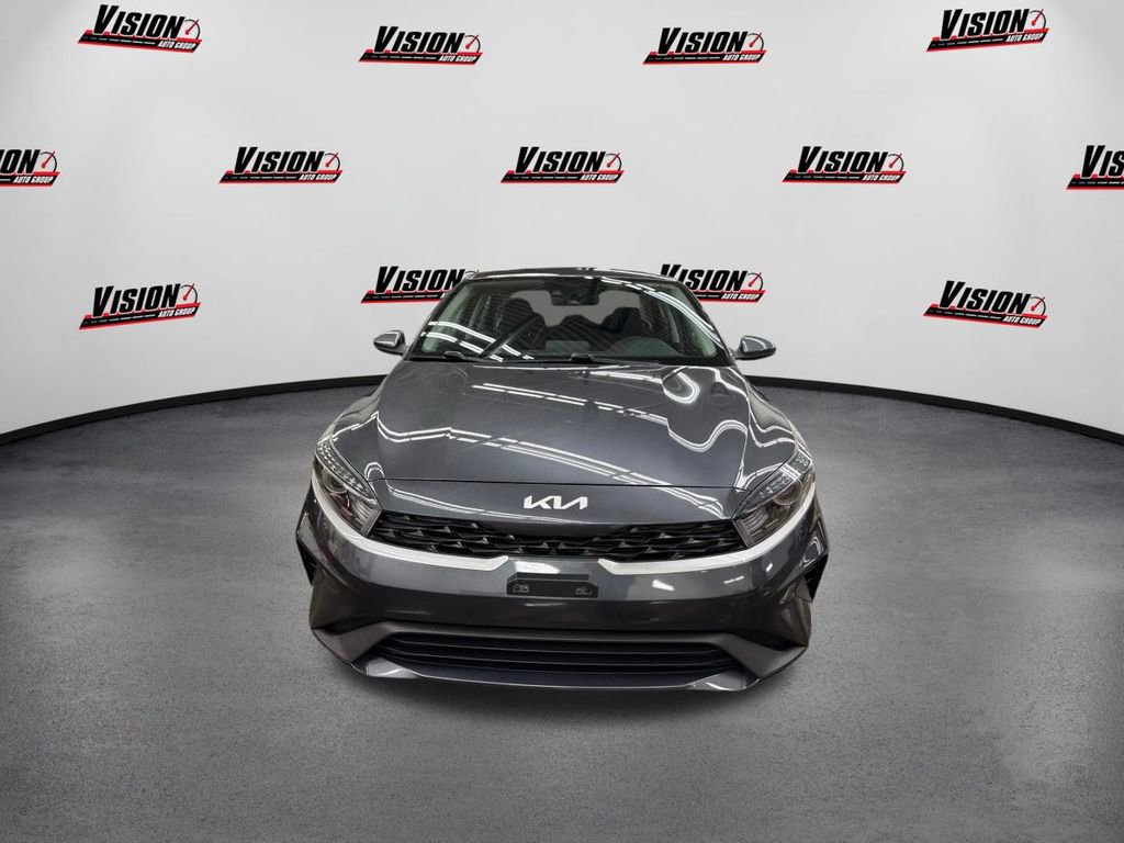 Used 2022 Kia Forte LXS video 2