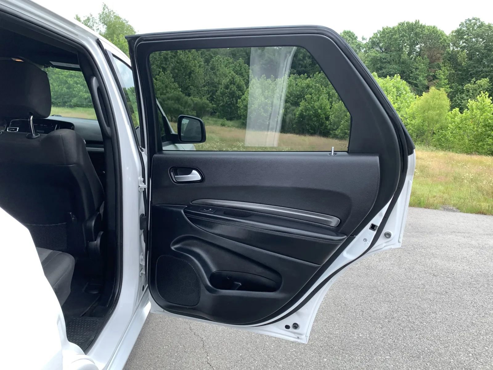 Used 2022 Dodge Durango SXT w/ Blacktop Package RWD image 31