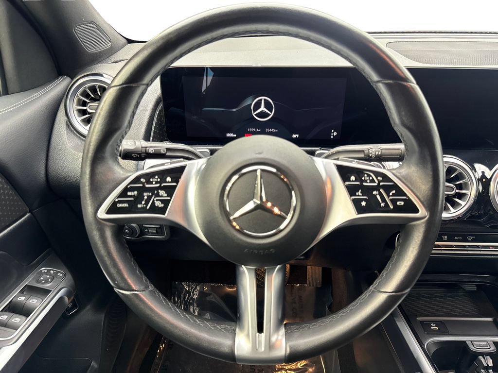 Used 2025 Mercedes-Benz GLB 250 4MATIC image 54