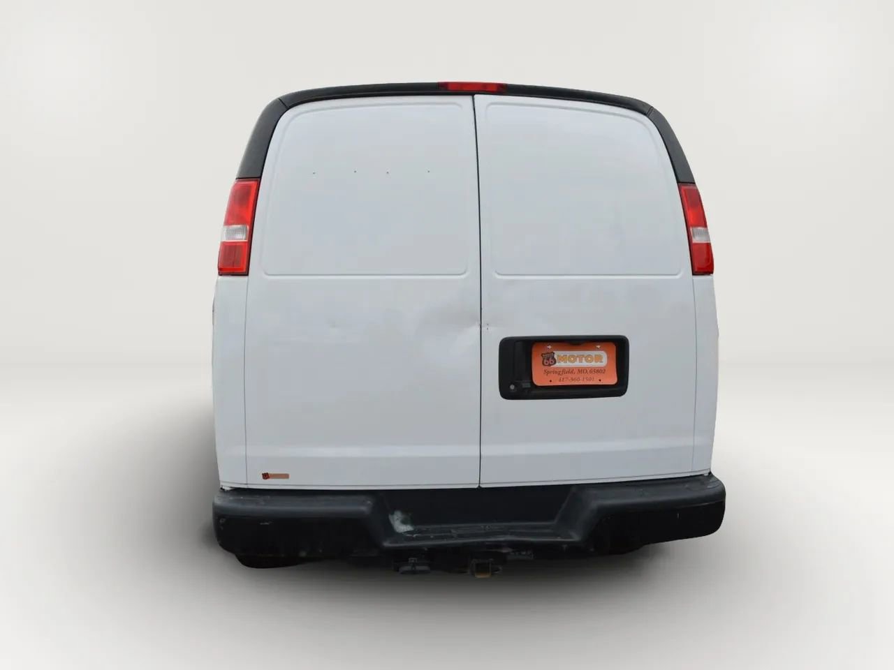 Used 2021 Chevrolet Express 2500 Regular Van 3D w/ Driver Convenience Package image 5