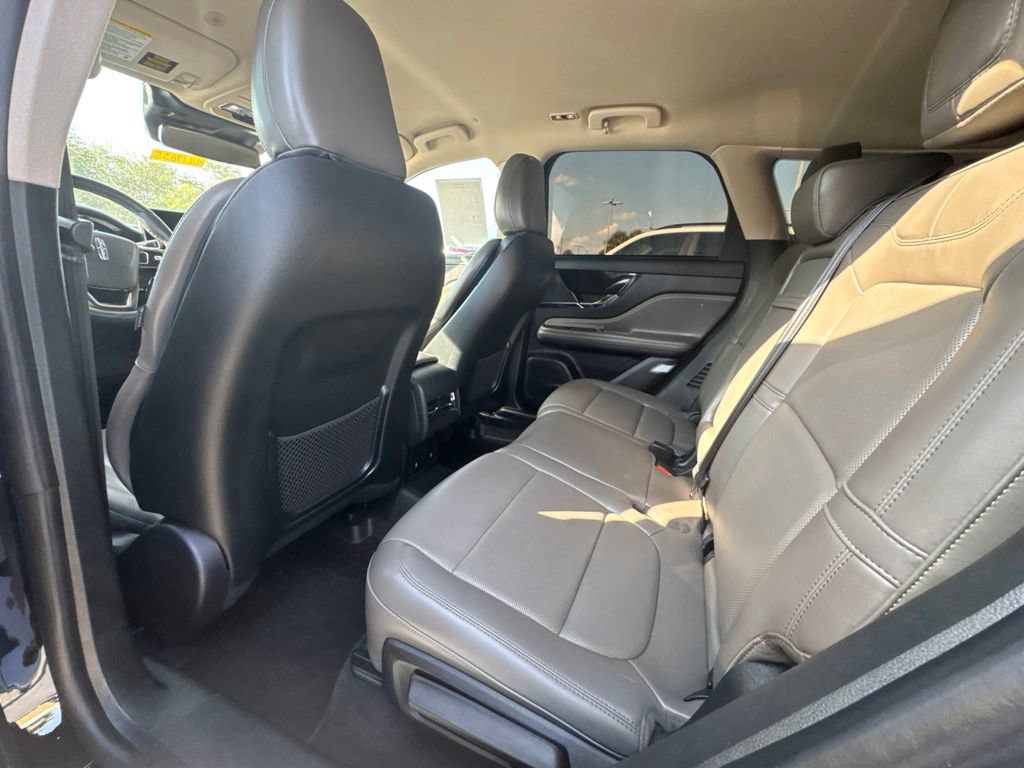 Used 2023 Lincoln Corsair Reserve FWD image 18
