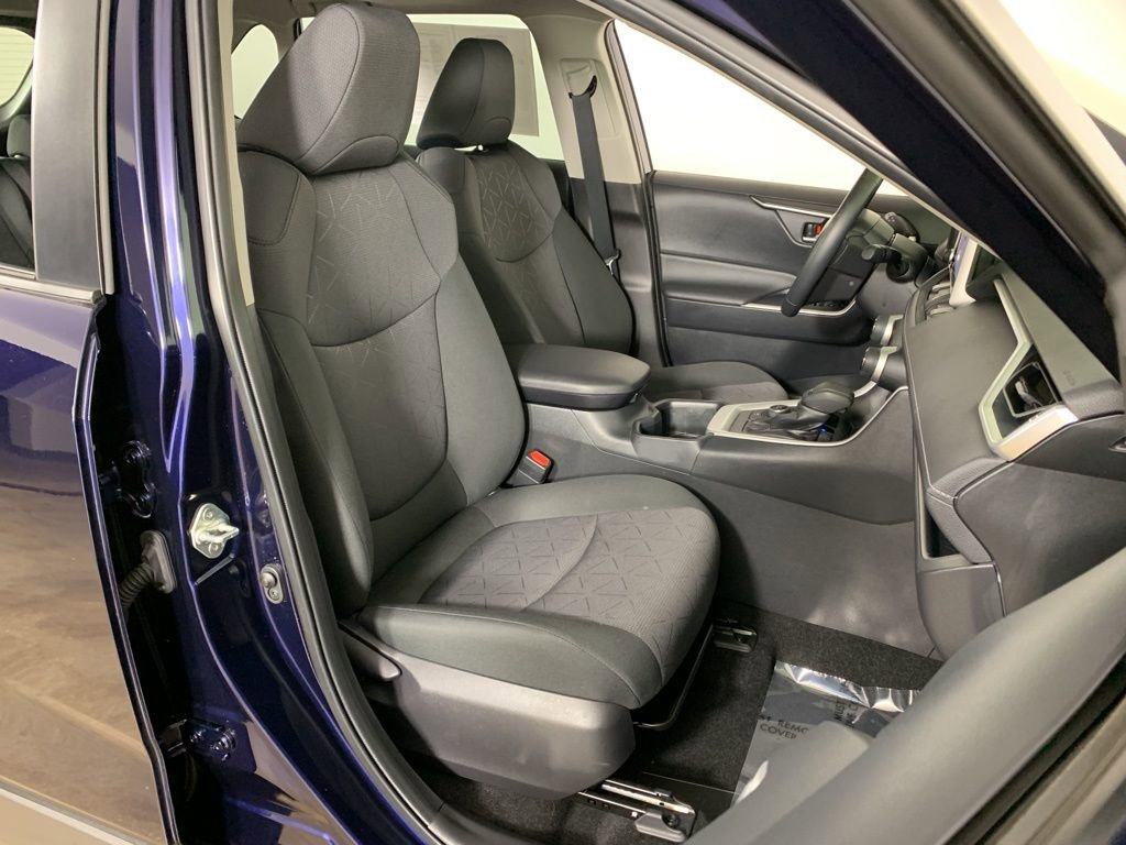 Used 2023 Toyota RAV4 XLE w/ Convenience Package AWD/4WD image 37