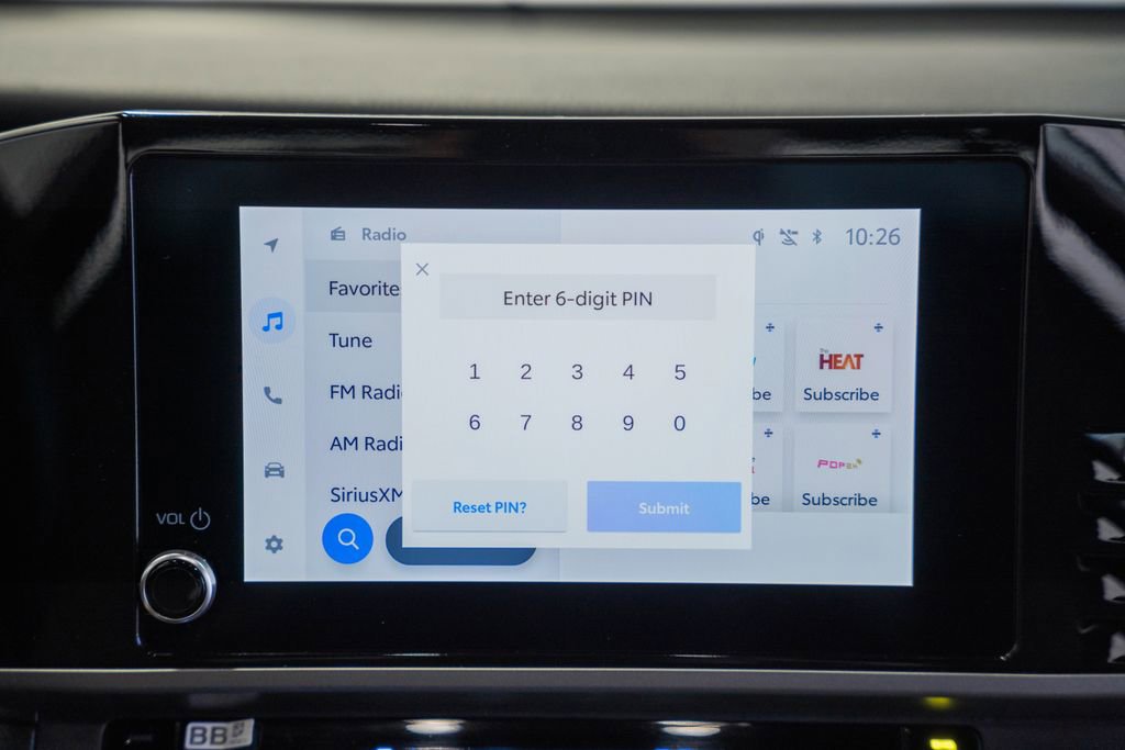 Used 2025 Toyota Camry SE image 19