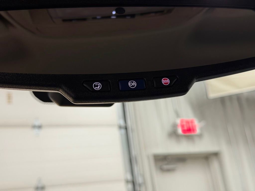 Used 2021 Chevrolet Colorado Z71 image 33