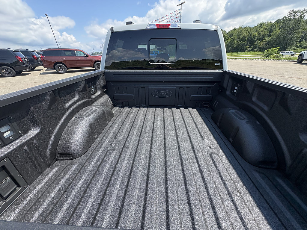 New 2026 Ford F150 XLT w/ Equipment Group 302A MID AWD/4WD image 13