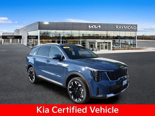 Certified 2026 Kia Sorento EX AWD/4WD image 1