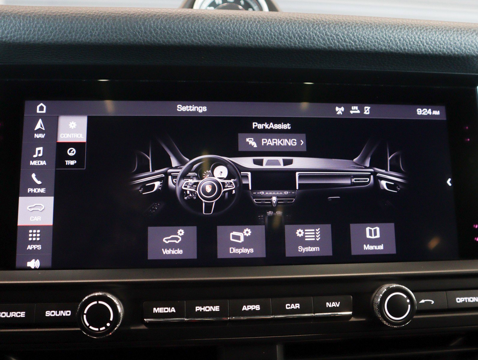 Certified 2019 Porsche Macan image 20