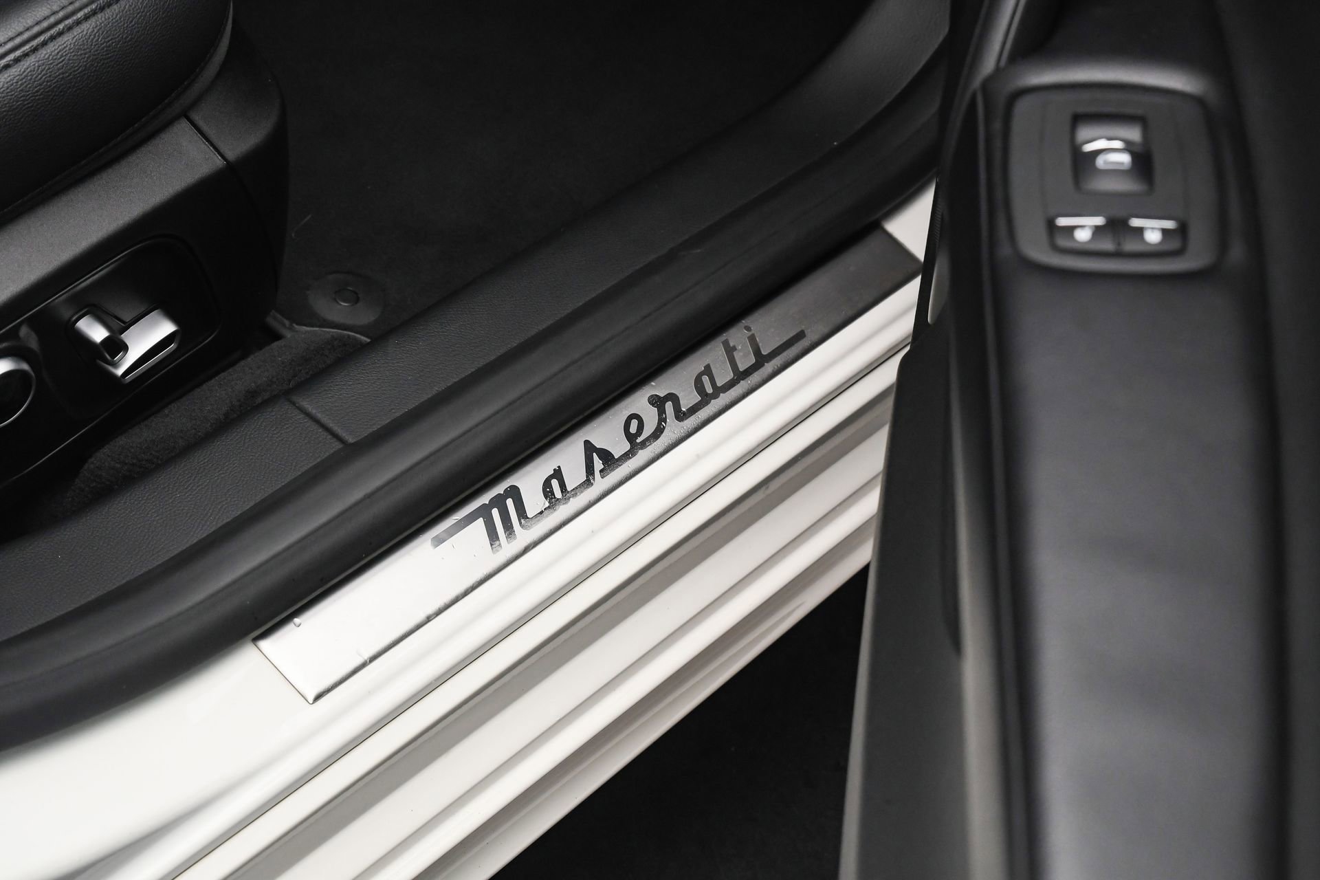 Used 2022 Maserati Quattroporte Modena Q4 image 46