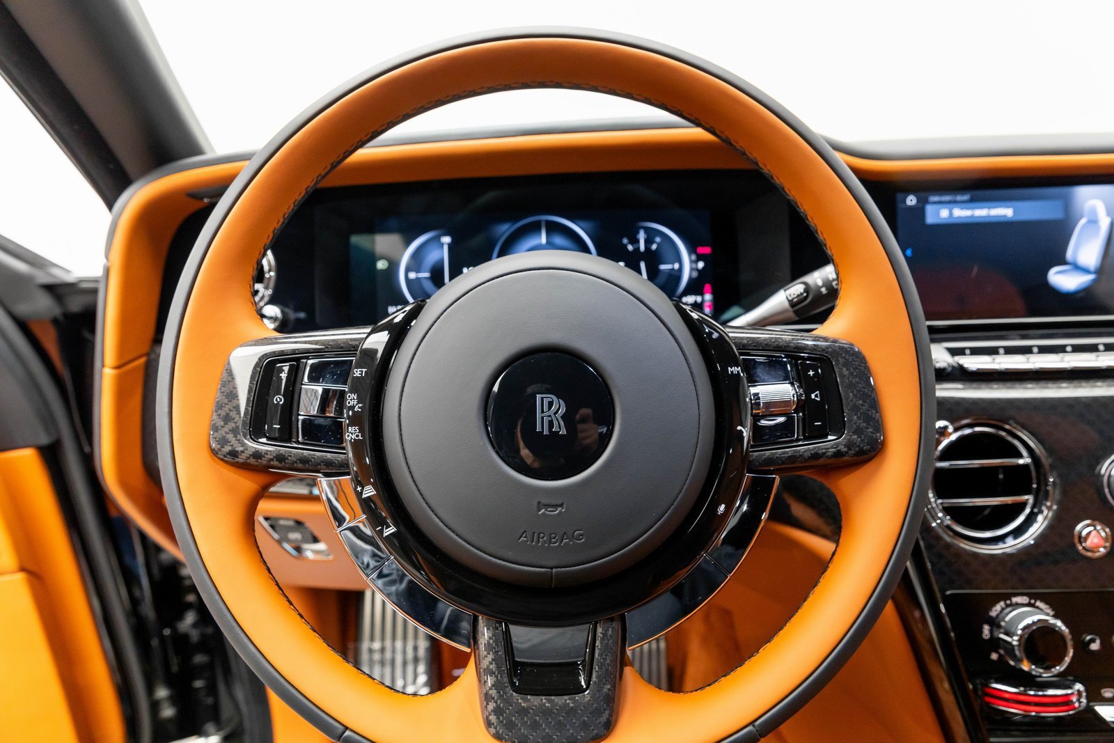 New 2026 Rolls-Royce Cullinan Black Badge image 19