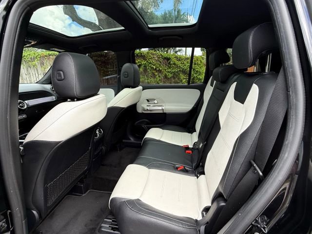 Used 2021 Mercedes-Benz GLB 250 image 13
