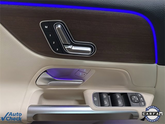 Used 2023 Mercedes-Benz EQB 300 4MATIC w/ Pinnacle Package image 28