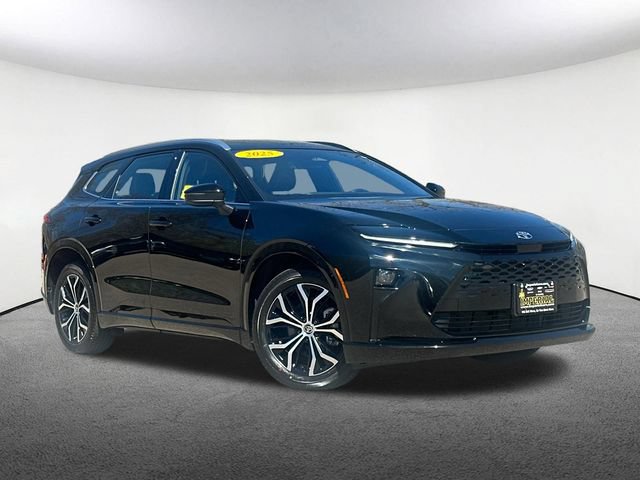 Certified 2025 Toyota Crown Signia AWD/4WD image 2