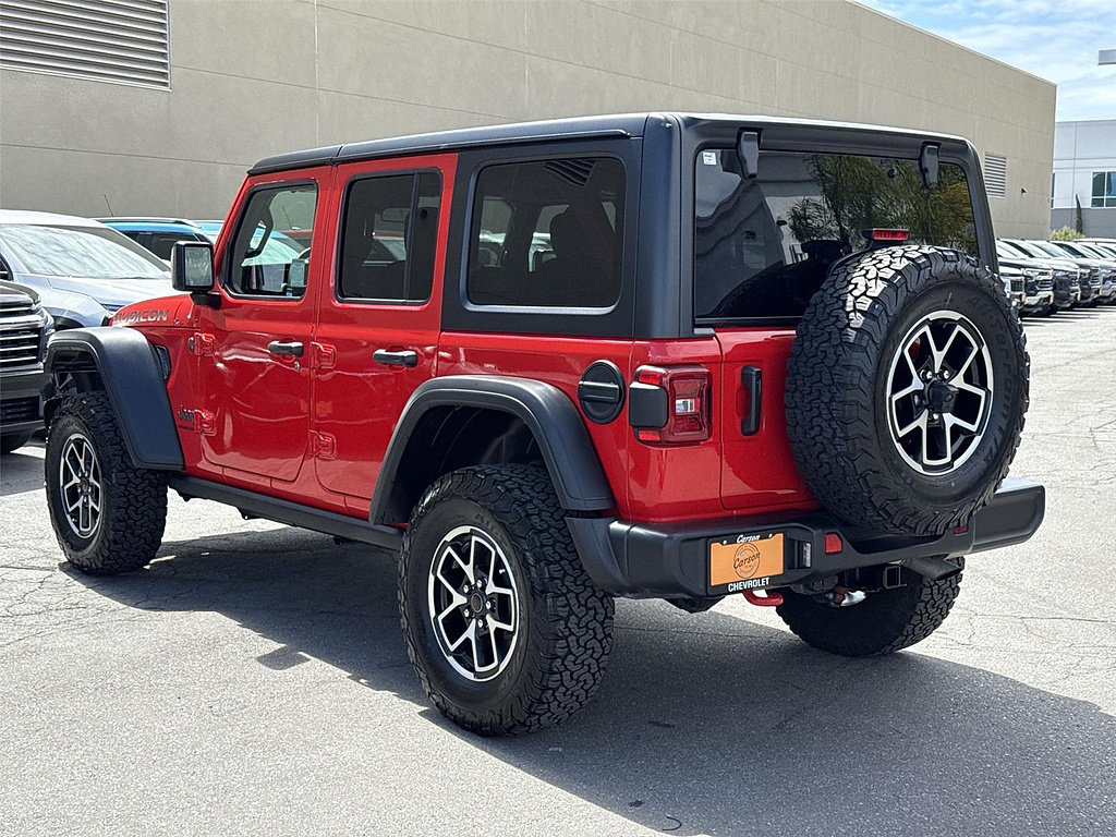 Used 2025 Jeep Wrangler Unlimited Rubicon AWD/4WD image 5