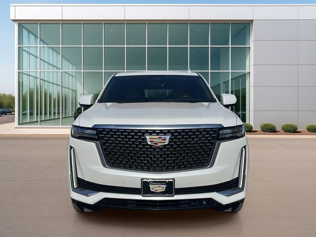 Used 2022 Cadillac Escalade ESV Premium Luxury w/ Performance Package AWD/4WD image 2