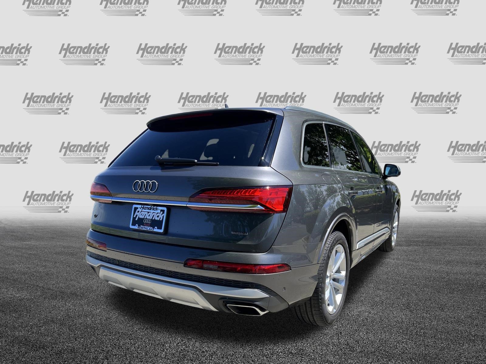 Used 2025 Audi Q7 3.0T Premium w/ Convenience Package image 9
