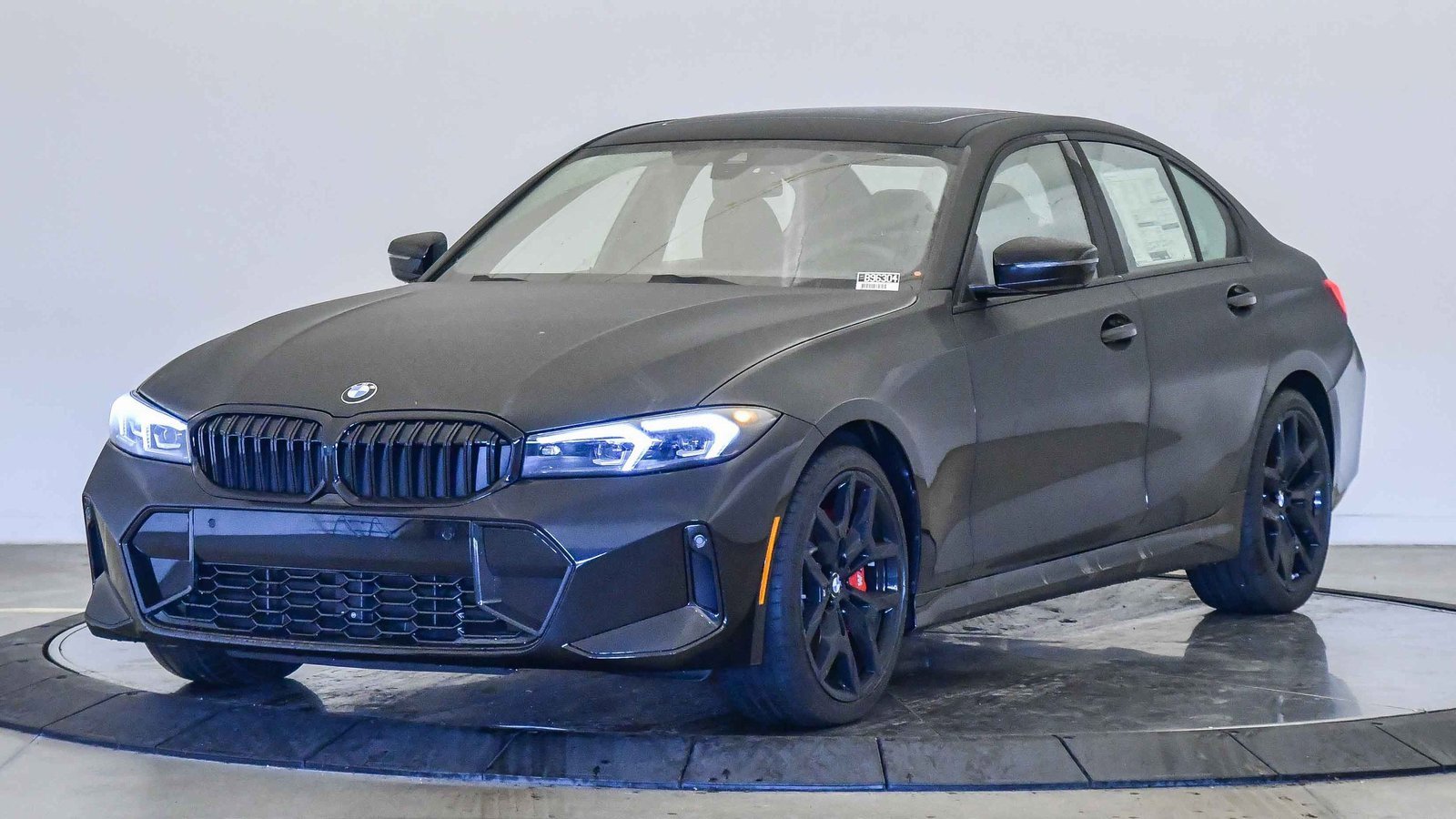 New 2026 BMW 330i Sedan image 1