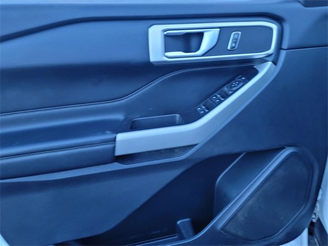 Used 2020 Ford Explorer XLT w/ Equipment Group 202A image 10