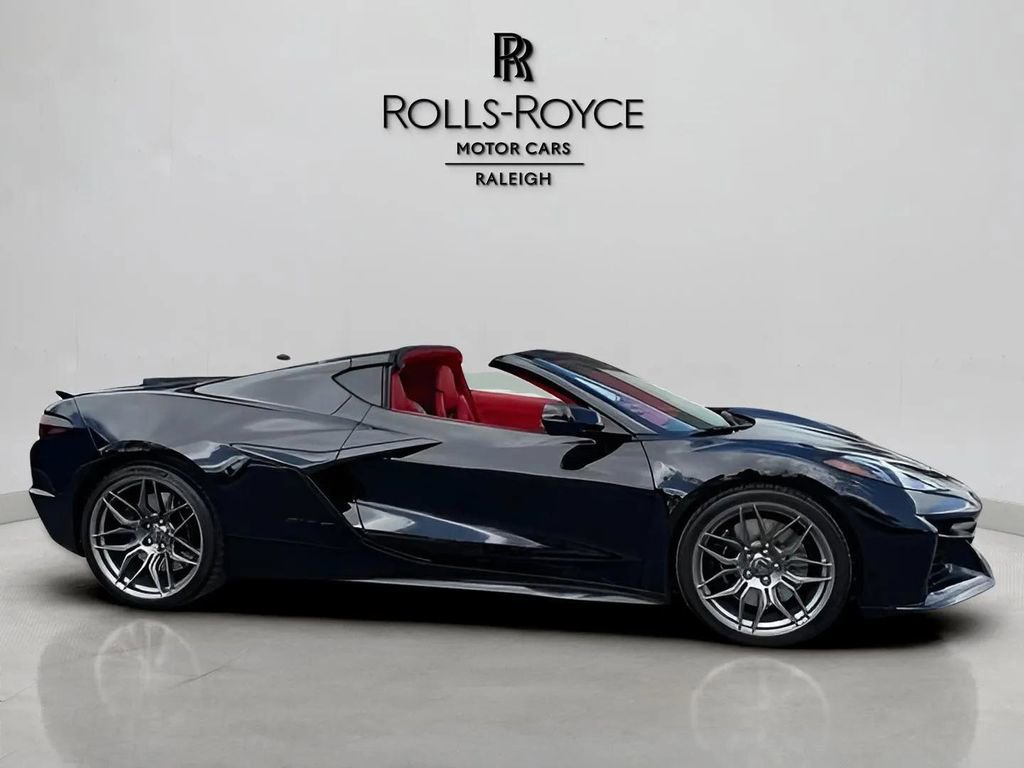 Used 2026 Chevrolet Corvette Z06 RWD image 27