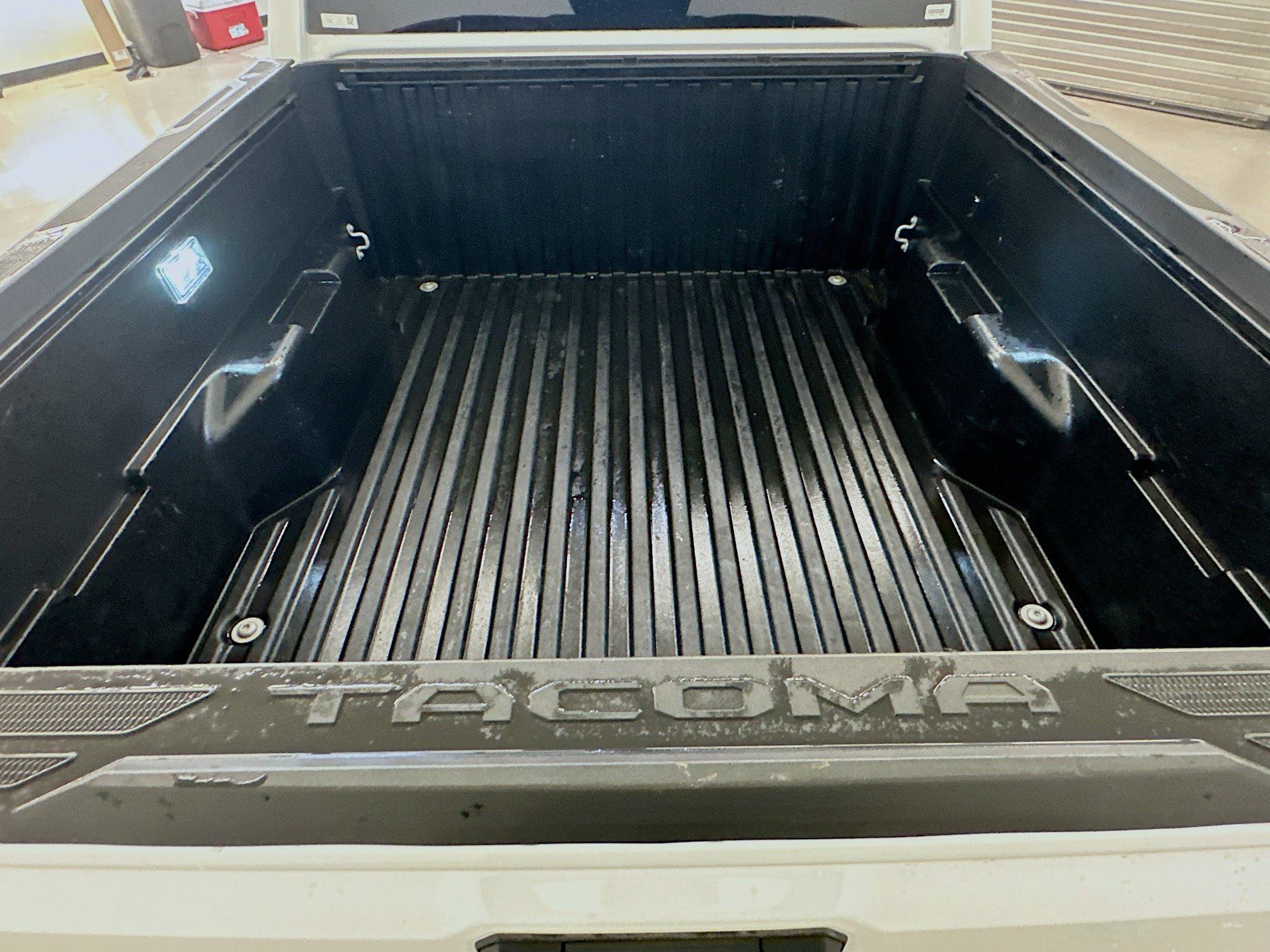 Used 2025 Toyota Tacoma TRD Off-Road image 30