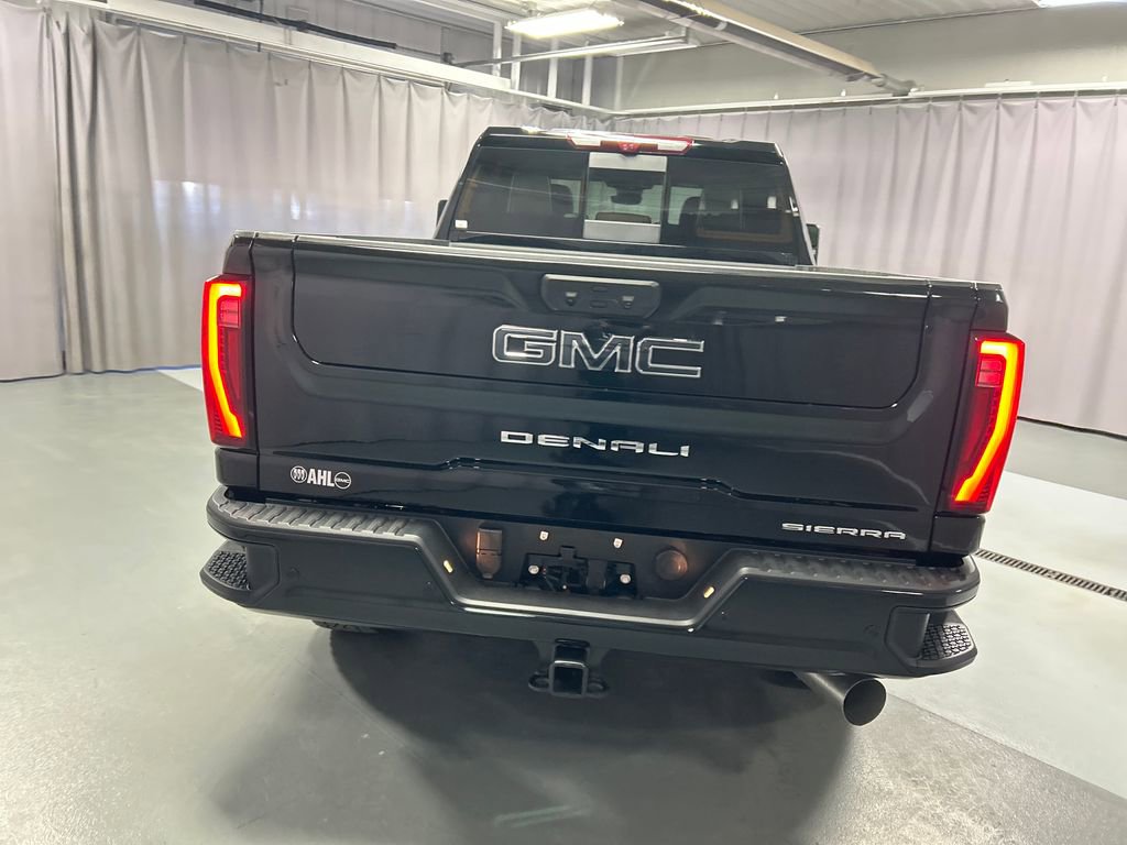 Used 2025 GMC Sierra 2500 Denali Ultimate AWD/4WD image 6