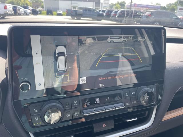 Used 2025 Toyota Grand Highlander FWD image 35