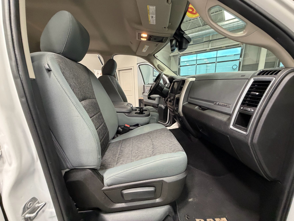 Used 2019 RAM 1500 Big Horn AWD/4WD image 43