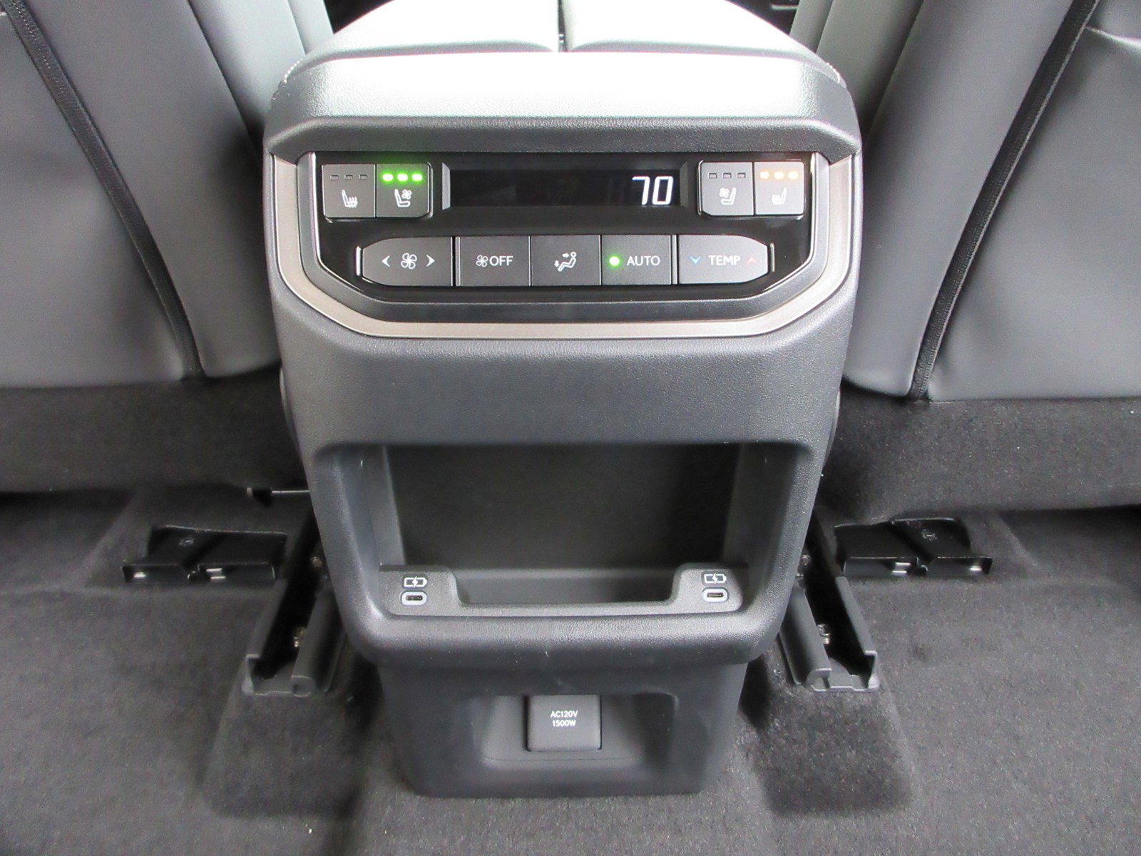 New 2026 Lexus TX 500h AWD image 23