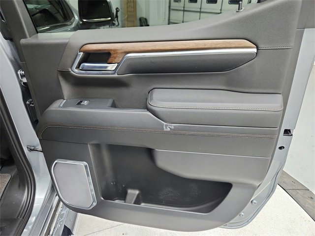 Used 2023 Chevrolet Silverado 1500 High Country image 47