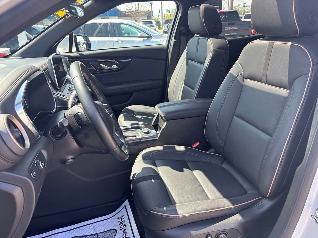 Used 2024 Chevrolet Blazer Premier w/ Driver Confidence II Package image 14