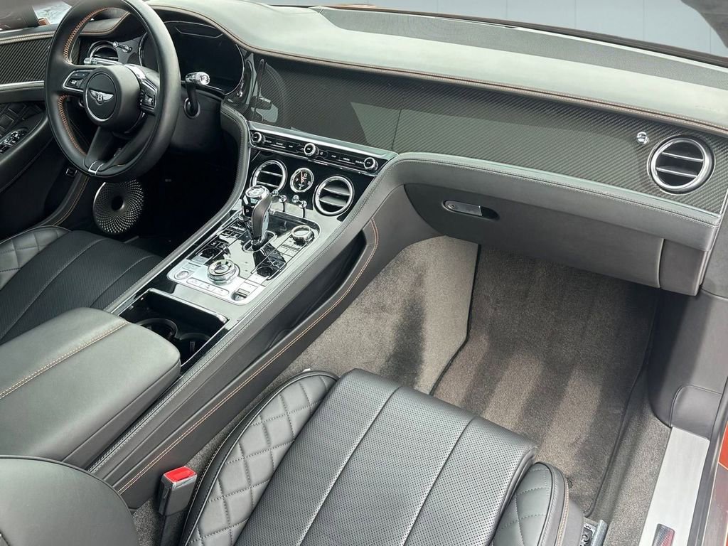 Used 2021 Bentley Continental GT image 6