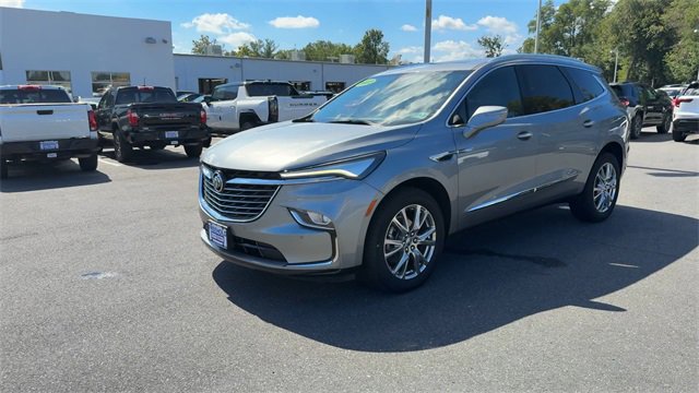 Certified 2023 Buick Enclave Premium w/ Experience Buick Package image 4