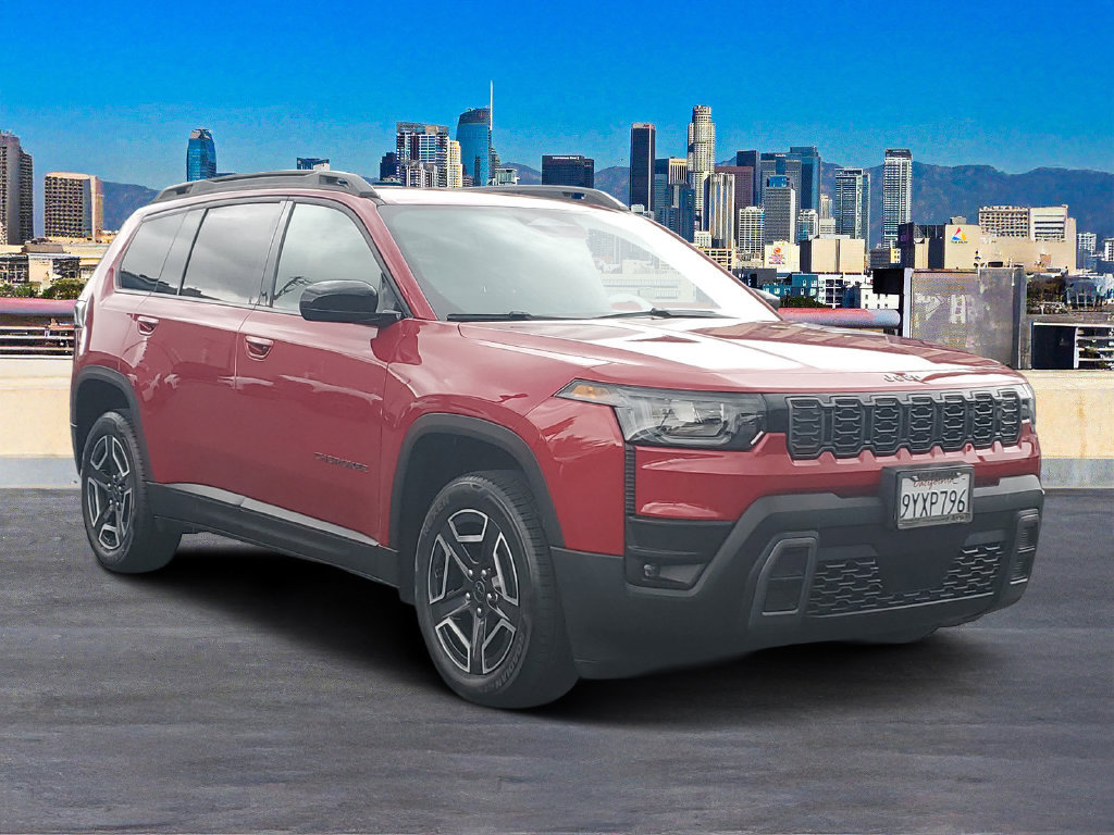 Used 2026 Jeep Cherokee Laredo AWD/4WD image 3