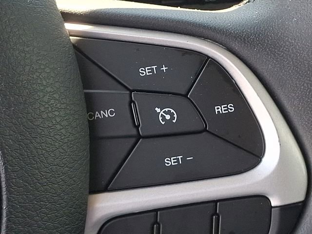 Used 2020 Jeep Renegade Latitude AWD/4WD image 22