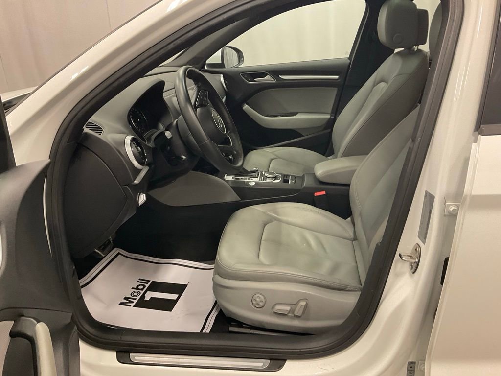 Used 2017 Audi A3 2.0T Premium w/ Convenience Package image 4