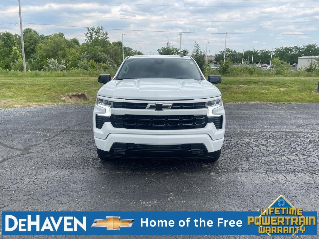 Used 2024 Chevrolet Silverado 1500 RST AWD/4WD image 9
