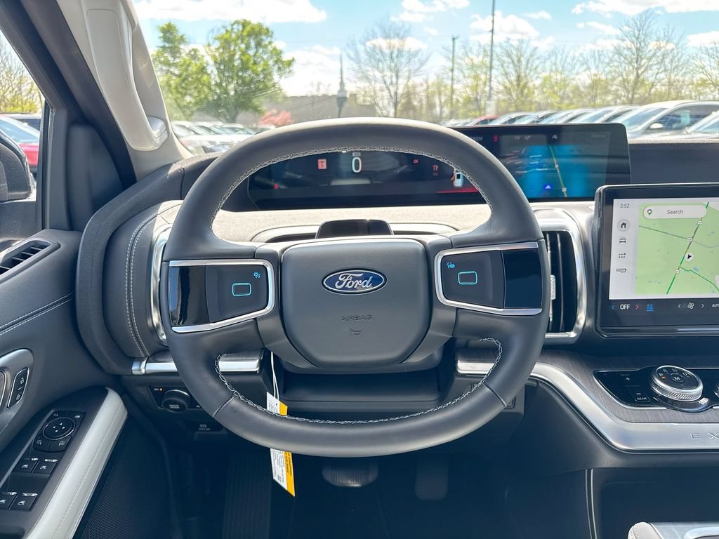 New 2026 Ford Expedition Platinum w/ Platinum Ultimate Package AWD/4WD image 11