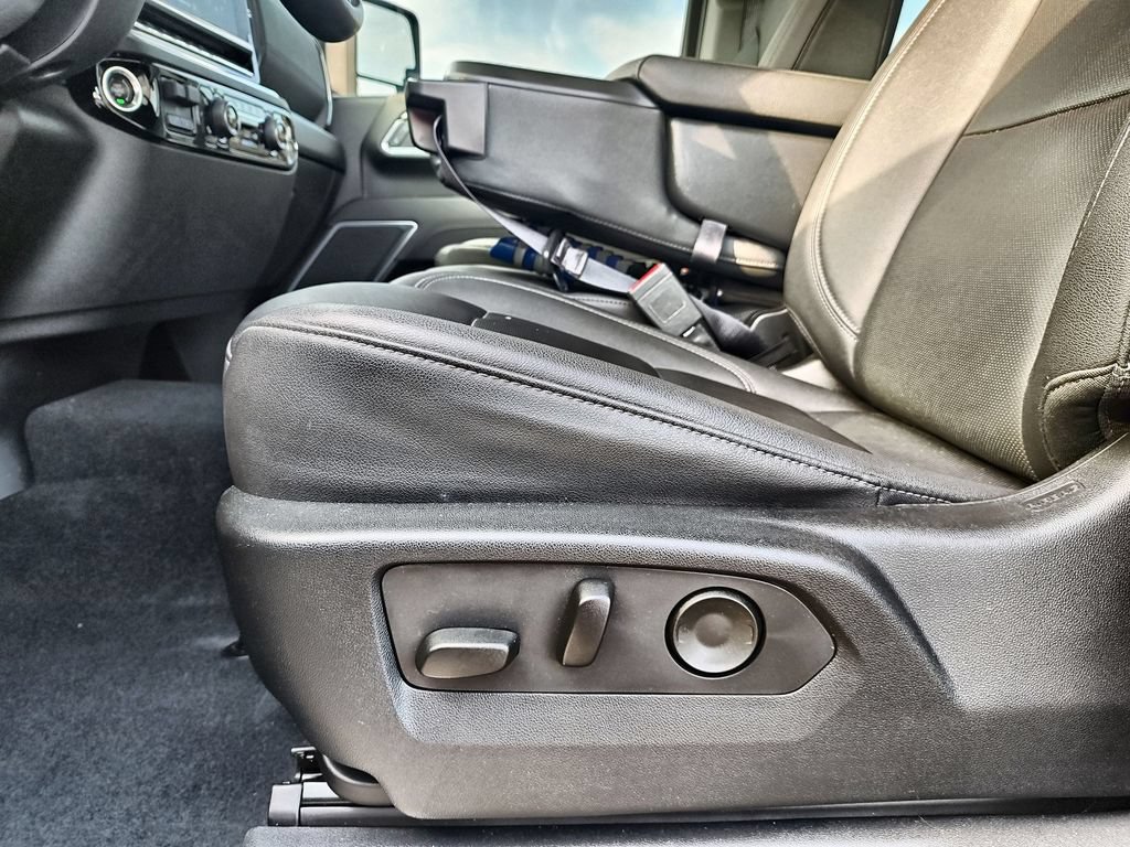 Used 2024 Chevrolet Silverado 2500 LTZ AWD/4WD image 12