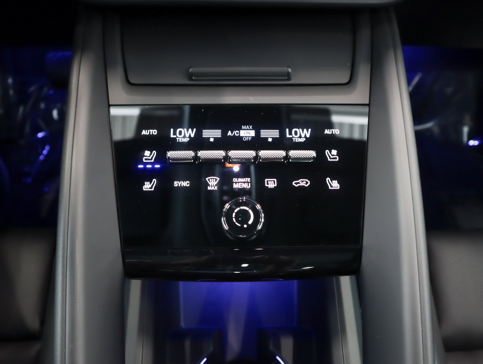 Used 2025 Porsche Macan Electric image 20