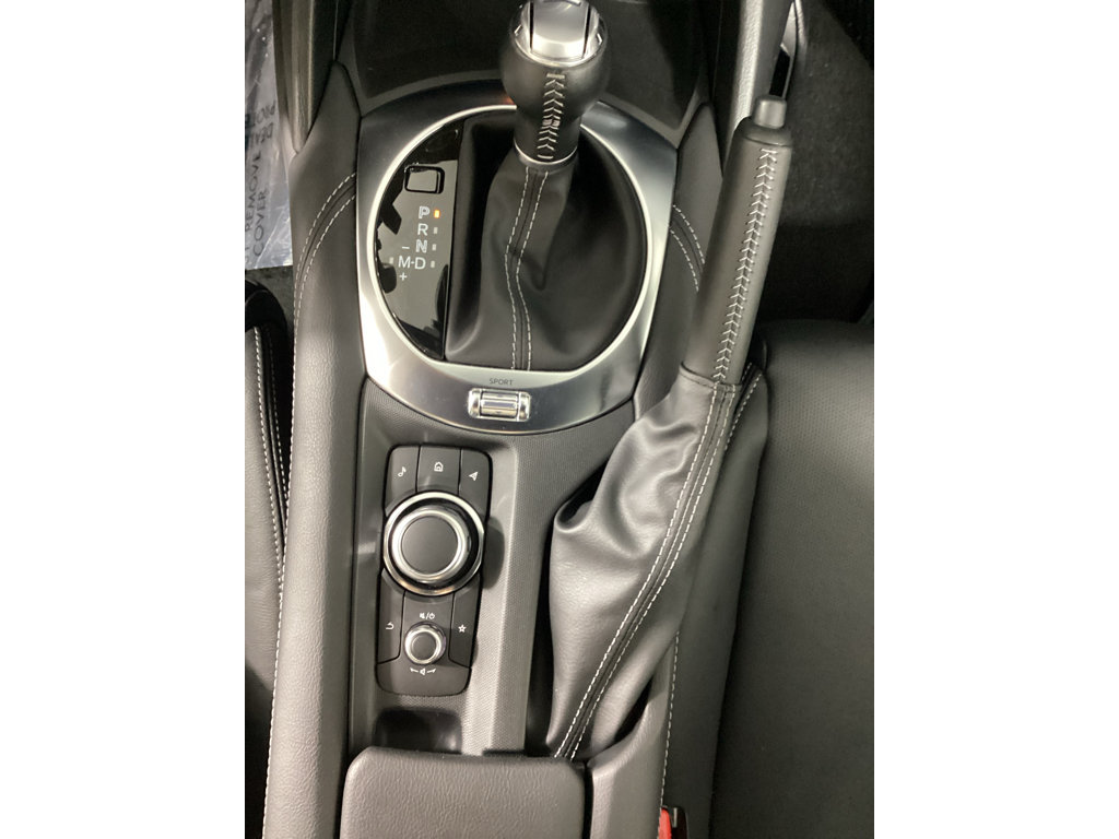 Used 2025 MAZDA MX-5 Miata Grand Touring w/ Weather Package RWD image 19