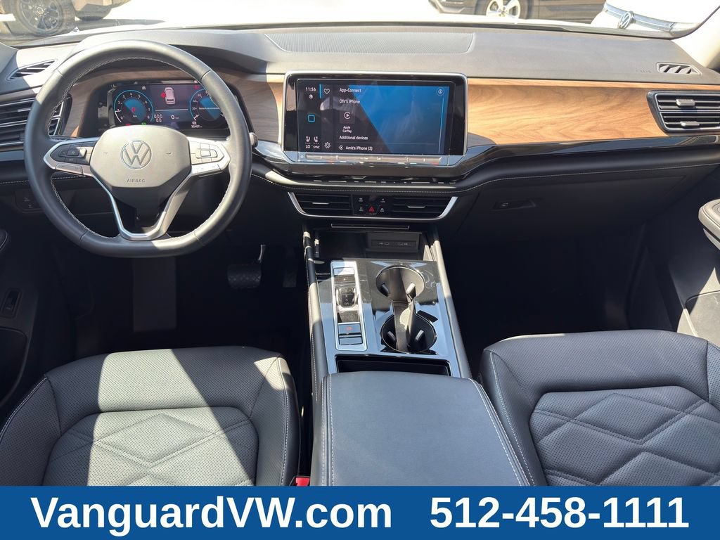 Used 2024 Volkswagen Atlas SE w/ Black Wheel Package FWD image 25