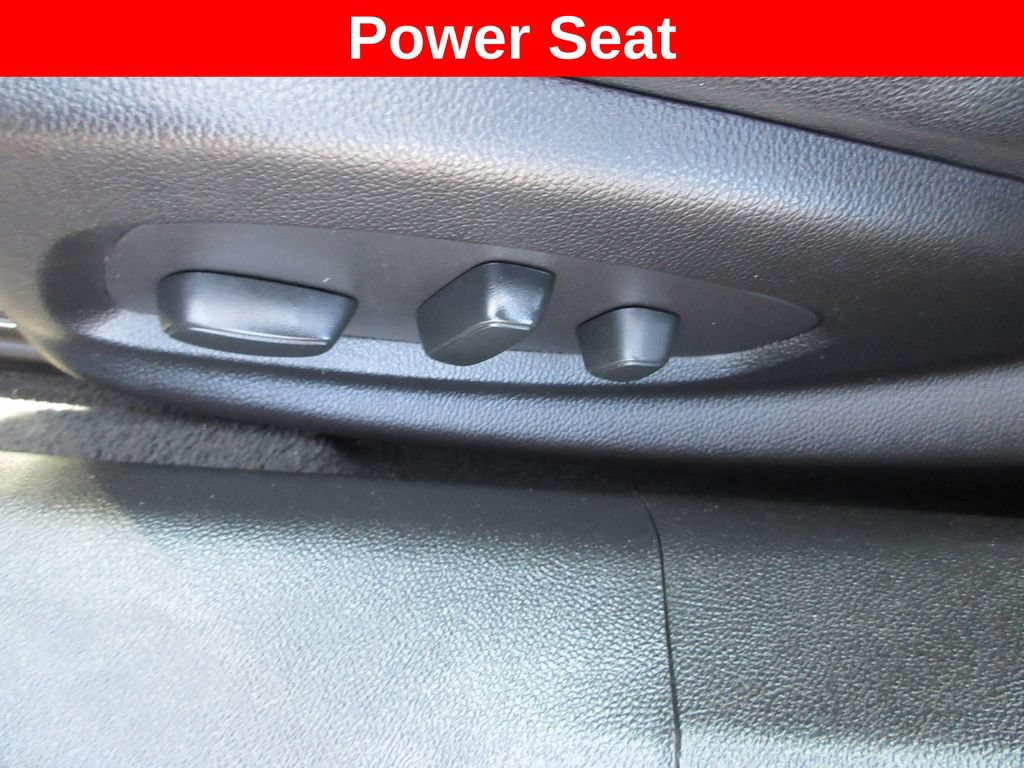 Used 2018 Chevrolet Impala Premier w/ Premier Confidence Package FWD image 25
