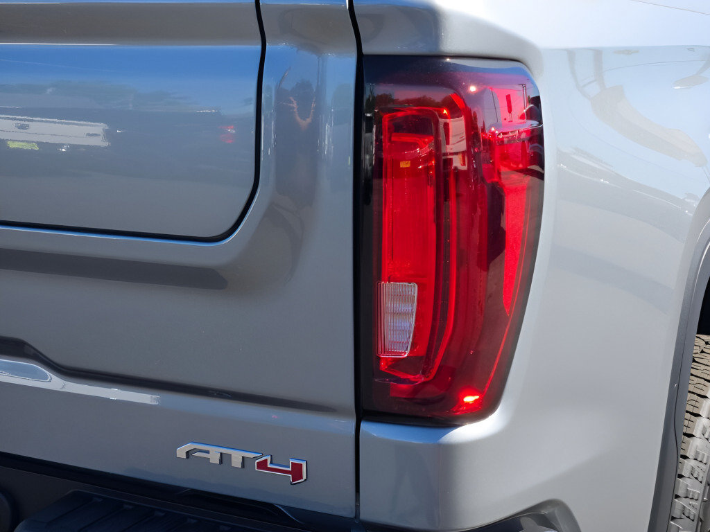 Certified 2025 GMC Sierra 1500 AT4 w/ AT4 Premium Package AWD/4WD image 16