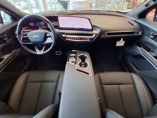 New 2026 Cadillac Lyriq V image 8