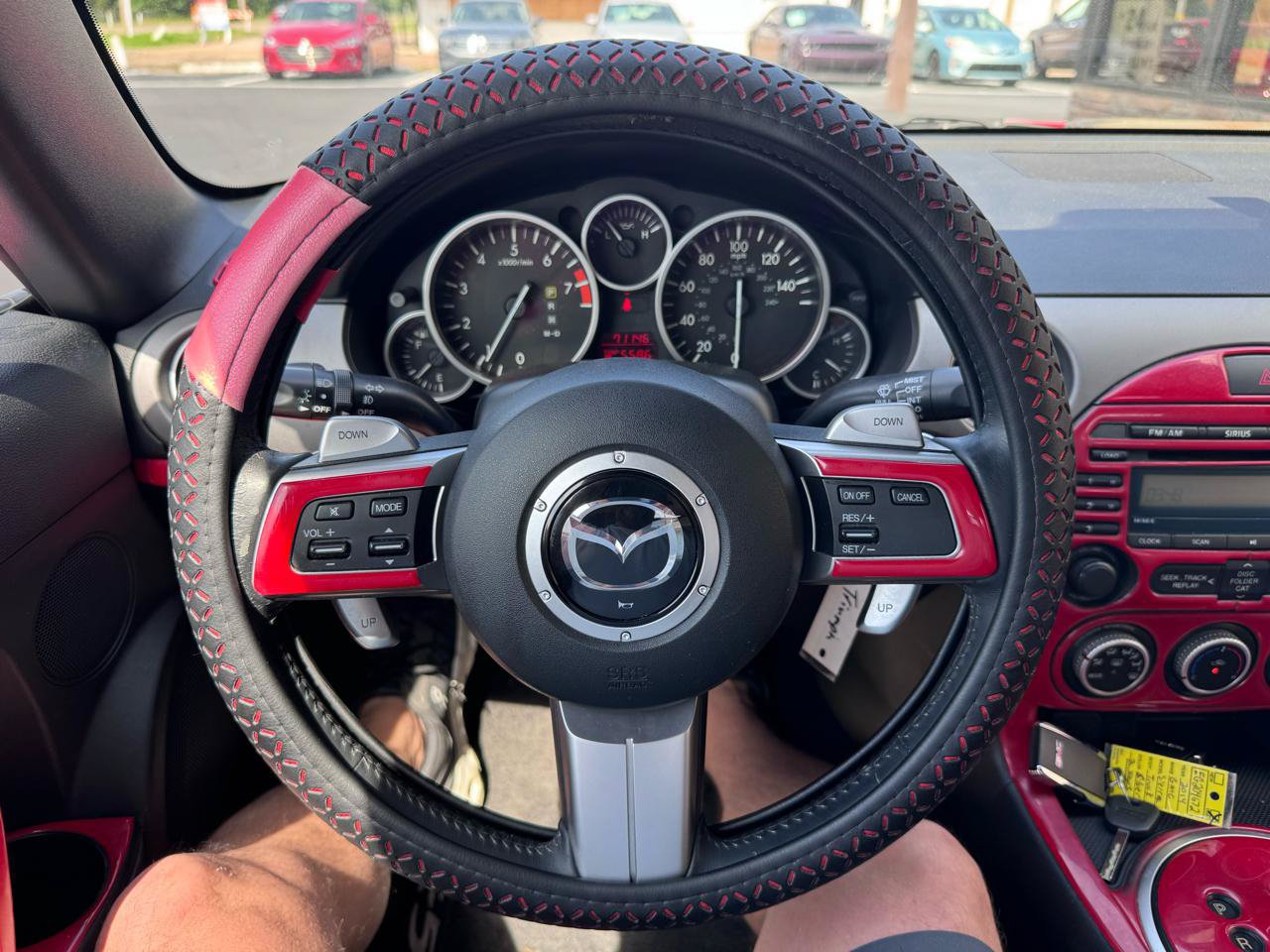 Used 2009 MAZDA MX-5 Miata Sport RWD image 13