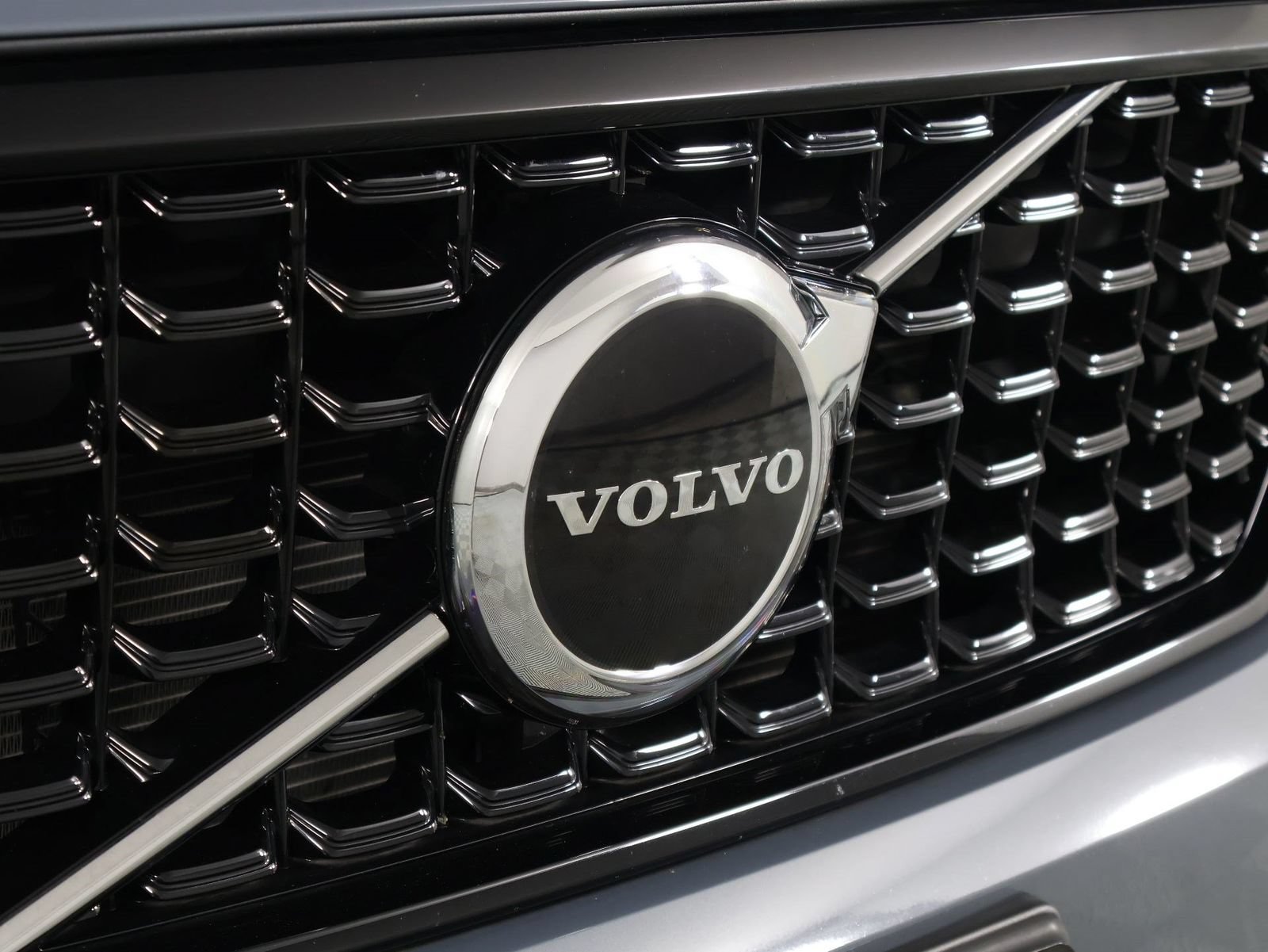 Used 2023 Volvo XC40 B5 Plus w/ Protection Package Premier AWD/4WD image 27